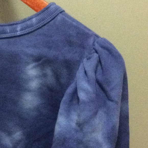 Universal Thread - Picture 4 of 6